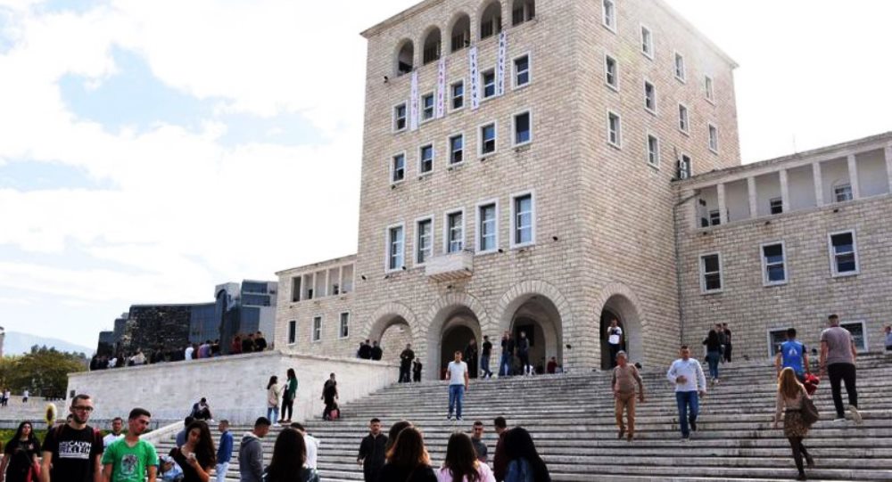 Nis raundi i dyte i regjistrimeve ne universitete, maturantet 48 ore kohe